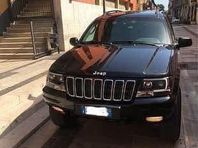 Usata Jeep Grand Cherokee Overland 258 CV (189 kW) 2002 Nero SUV