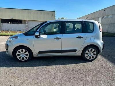Begagnad Citroën C3 2012 Grå Minibuss