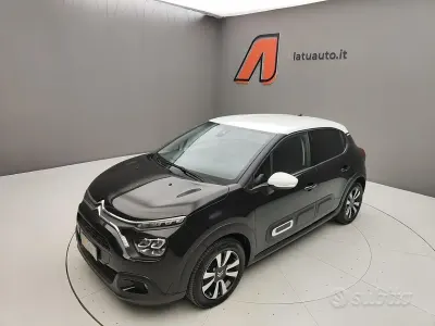 Usata Citroën C3 Shine 102 CV (75 kW) 2023 Night black / tetto opal white Utilitaria