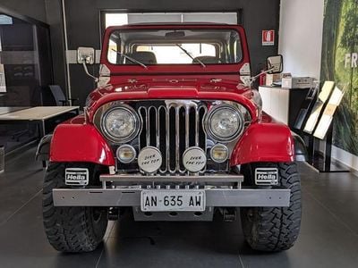 Używany Jeep CJ 284 KM (208 kW) 1978 Czerwony Hatchback
