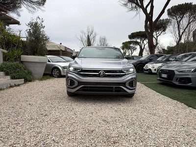 Usata VW T-Roc Life 150 CV (110 kW) 2024 Grigio SUV