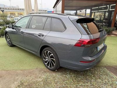 Usata VW Golf VIII Life 110 CV (80 kW) 2021 Station wagon