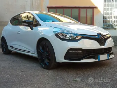Usata Renault Clio IV R.S. 200 CV (147 kW) 2014 Bianco Berlina