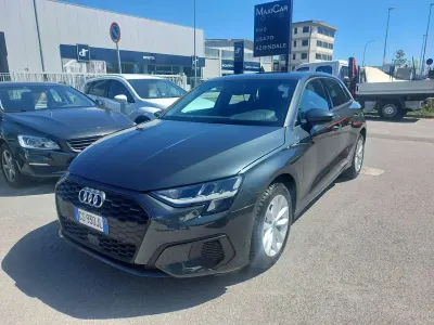 Usata Audi A3 Business 116 CV (85 kW) 2023 Nero Berlina