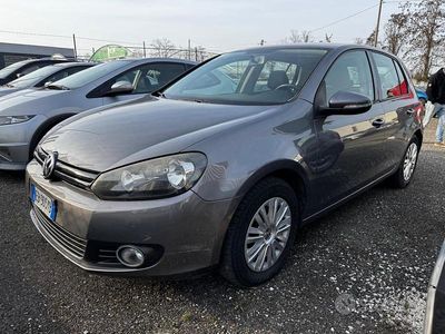 Usata VW Golf VI Highline 110 CV (80 kW) 2010 Grigio Utilitaria