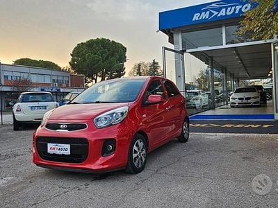 Usata Kia Picanto 70 CV (51 kW) 2016 Rosso Utilitaria