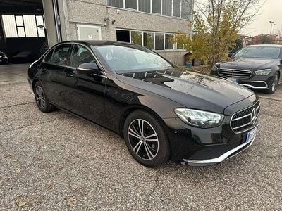 Usata Mercedes E200 197 CV (144 kW) 2022 Nero Berlina