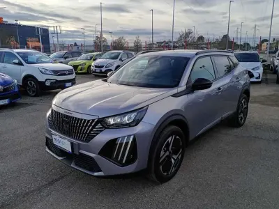 Usata Peugeot 2008 Allure 102 CV (75 kW) 2024 Other SUV