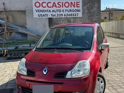 Usata Renault Modus 101 CV (74 kW) 2010 Rosso Monovolume