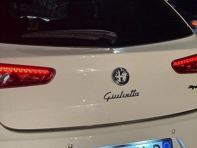 Usata Alfa Romeo Giulietta 170 CV (125 kW) 2011 Bianco Utilitaria