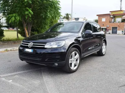 Usata VW Touareg 239 CV (175 kW) 2011 Nero SUV