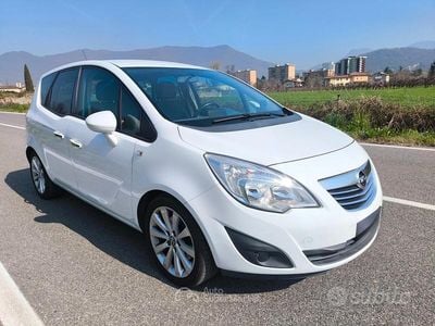 Usata Opel Meriva 75 CV (55 kW) 2011 Monovolume