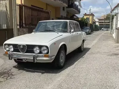 Usata Alfa Romeo 2000 1970 Bianco Berlina