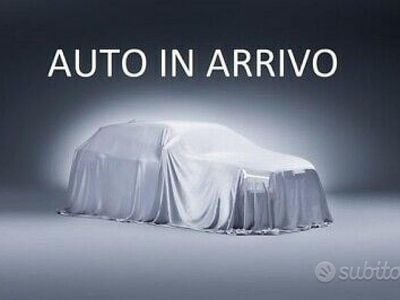 Usata Toyota Yaris Hybrid Business Edition 92 CV (67 kW) 2020 Bianco Berlina