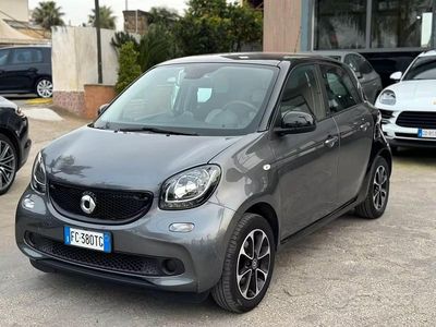 Usata Smart ForFour Passion 71 CV (52 kW) 2016 Grigio Utilitaria