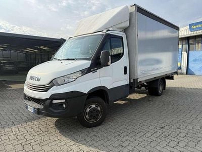 Usata Iveco Daily 140 CV (102 kW) 2018 Bianco Furgone