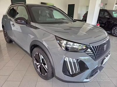 Usata Peugeot 2008 GT 131 CV (96 kW) 2024 Grigio SUV