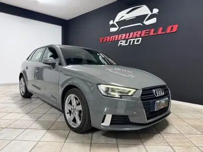 Usata Audi A3 Admired 116 CV (85 kW) 2019 Grigio Berlina