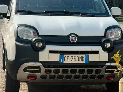 Usata Fiat Panda Cross Cross 85 CV (62 kW) 2021 Utilitaria