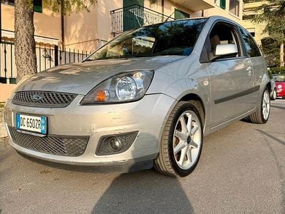 Usata Ford Fiesta 2006 Utilitaria