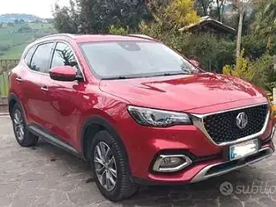 Usata MG HS 162 CV (119 kW) 2023 Rosso SUV