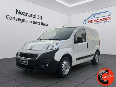 Usata Fiat Fiorino 77 CV (56 kW) 2018 Bianco pastello Monovolume