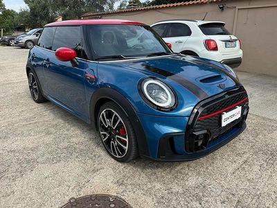 Usata Mini John Cooper Works Essential 255 CV (187 kW) 2022 Blu Utilitaria