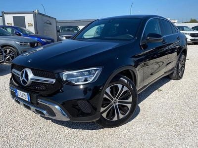 Usata Mercedes GLC200 Premium 163 CV (119 kW) 2021 Nero SUV