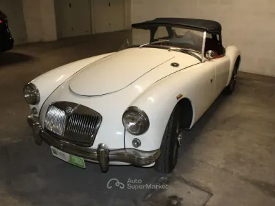 Usata MG MGA 68 CV (50 kW) 1956 Bianco Cabrio