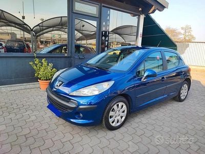 Usata Peugeot 207 88 CV (64 kW) 2006 Blu Berlina