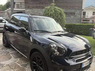 Usata Mini Cooper SD Countryman 143 CV (105 kW) 2016 Blu/azzurro SUV