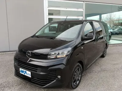 Nouvelle Opel Zafira Life 179 ch (131 kW) 2025 Noir Monospace