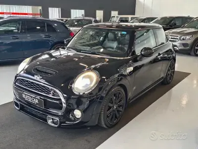 Usata Mini Cooper S 192 CV (141 kW) 2014 Nero Utilitaria