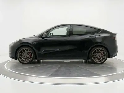 Usata Tesla Model Y Performance 155 kW (211 CV) 2023 Nero SUV