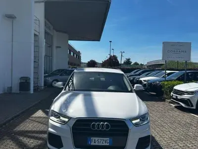 Usata Audi Q3 Business 120 CV (88 kW) 2015 Bianco SUV