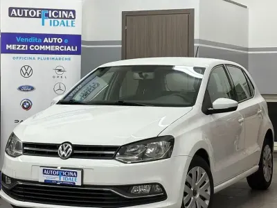 Usata VW Polo Trendline 75 CV (55 kW) 2015 Bianco Berlina