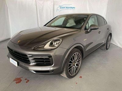 Usata Porsche Cayenne 462 CV (339 kW) 2021 Grigio scuro SUV
