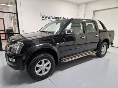 usata Isuzu D-Max 3.0 TD cat Crew Cab 4WD IVA ESPOSTA