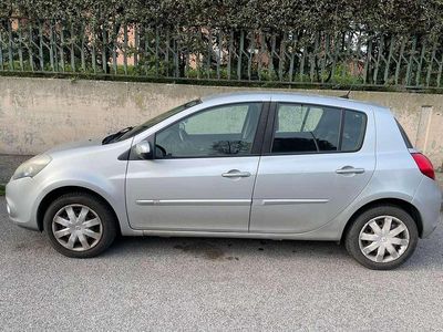 Usata Renault Clio GrandTour Dynamique 75 CV (55 kW) 2011 Station wagon