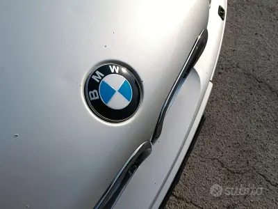 Usata BMW 525 Comfort Edition 143 CV (105 kW) 2003 Grigio Station wagon