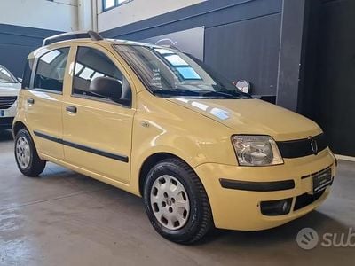 Usata Fiat Panda Emotion 69 CV (50 kW) 2011 Giallo Utilitaria