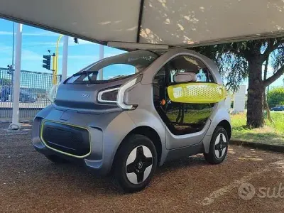 Usata XEV Yoyo 2025 Grigio Utilitaria