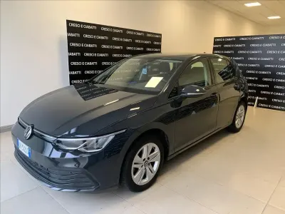 Usata VW Golf VIII Life 115 CV (84 kW) 2022 Berlina