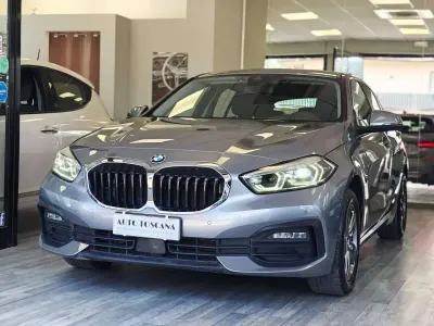Usata BMW 116 116 CV (85 kW) 2022 Grigio Utilitaria