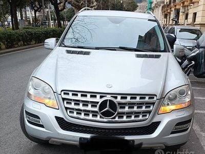 Usata Mercedes ML350 2011 Grigio SUV