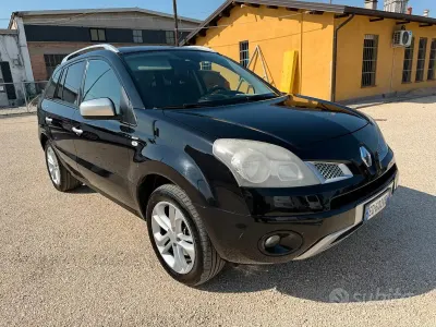 Usata Renault Koleos Luxe 150 CV (110 kW) 2010 Nero SUV