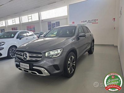 Usata Mercedes GLC220 194 CV (142 kW) 2022 Grigio SUV