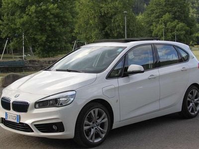 Bianco Usata 2017 BMW 225 iPerformance Station wagon | 17.000 €