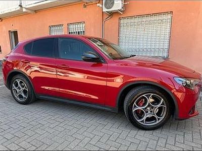 Usata Alfa Romeo Stelvio 160 CV (117 kW) 2023 Rosso SUV