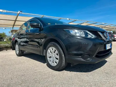 Usata Nissan Qashqai Visia 110 CV (80 kW) 2015 Nero SUV